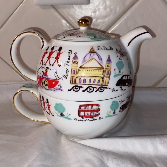 New James Sadler “London Travel” Tea for One - Picture 3 of 12